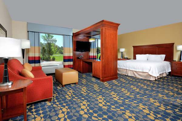  - Hampton Inn & Suites Huntersville - I-77, Exit 23