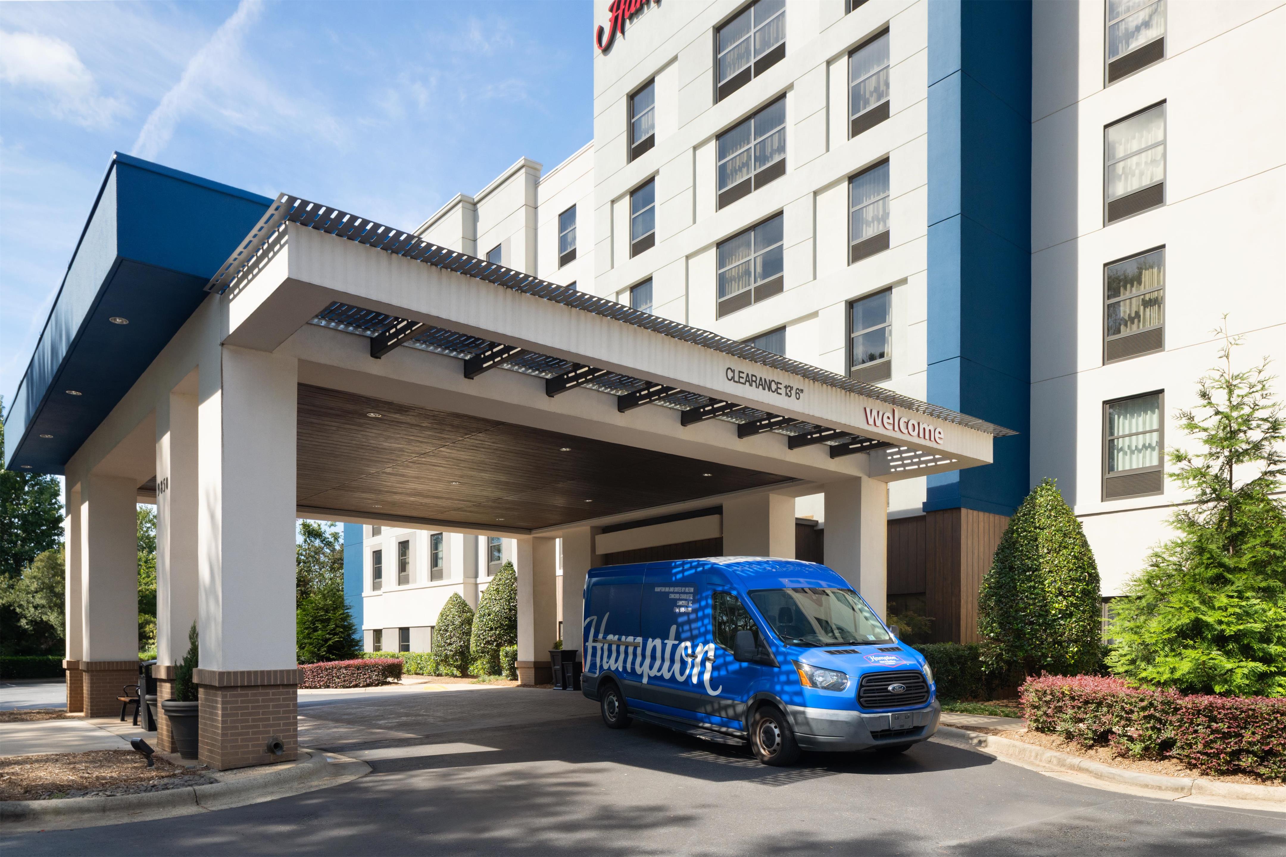 Exterior | Hampton Inn & Suites Concord/Charlotte