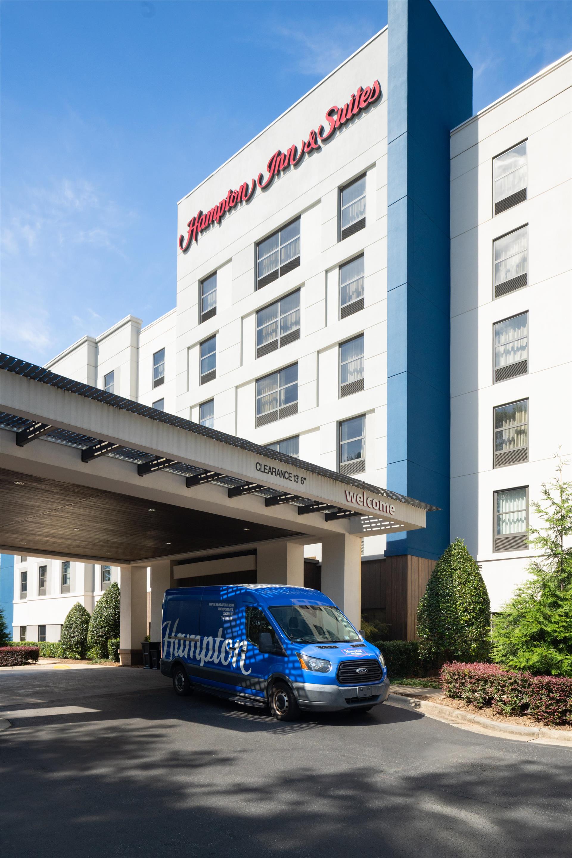 Exterior | Hampton Inn & Suites Concord/Charlotte