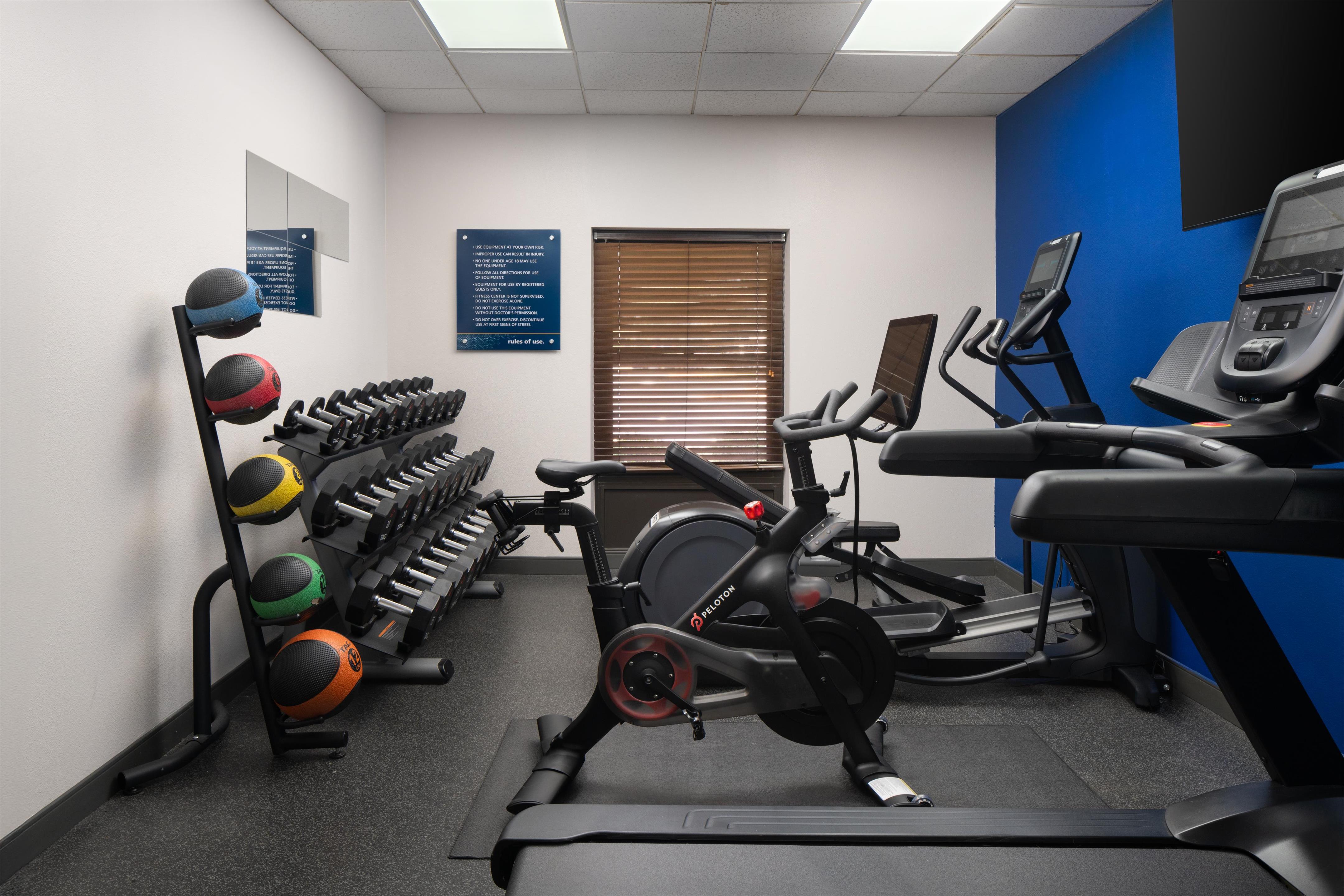 Health club fitness center gym | Hampton Inn & Suites Concord/Charlotte