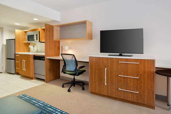  - Home2 Suites by Hilton Charlotte - I-77, Exit 5
