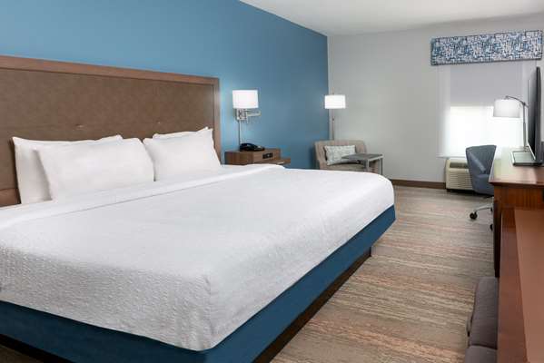  - Hampton Inn Uptown Charlotte