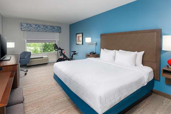  - Hampton Inn Uptown Charlotte