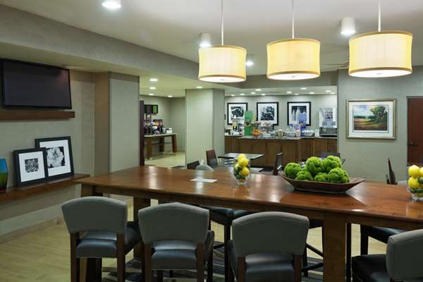 Amenities - Hampton Inn University Place Charlotte - I-85, Exit 45