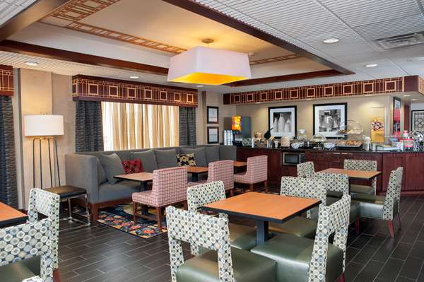 Restaurant - Hampton Inn Seymour - I-65, Exit 50