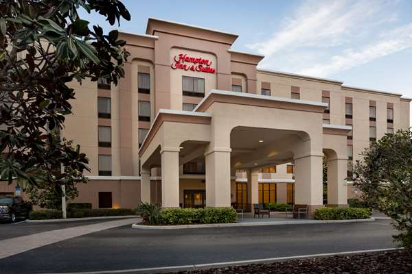 Exterior view - Hampton Inn & Suites Largo