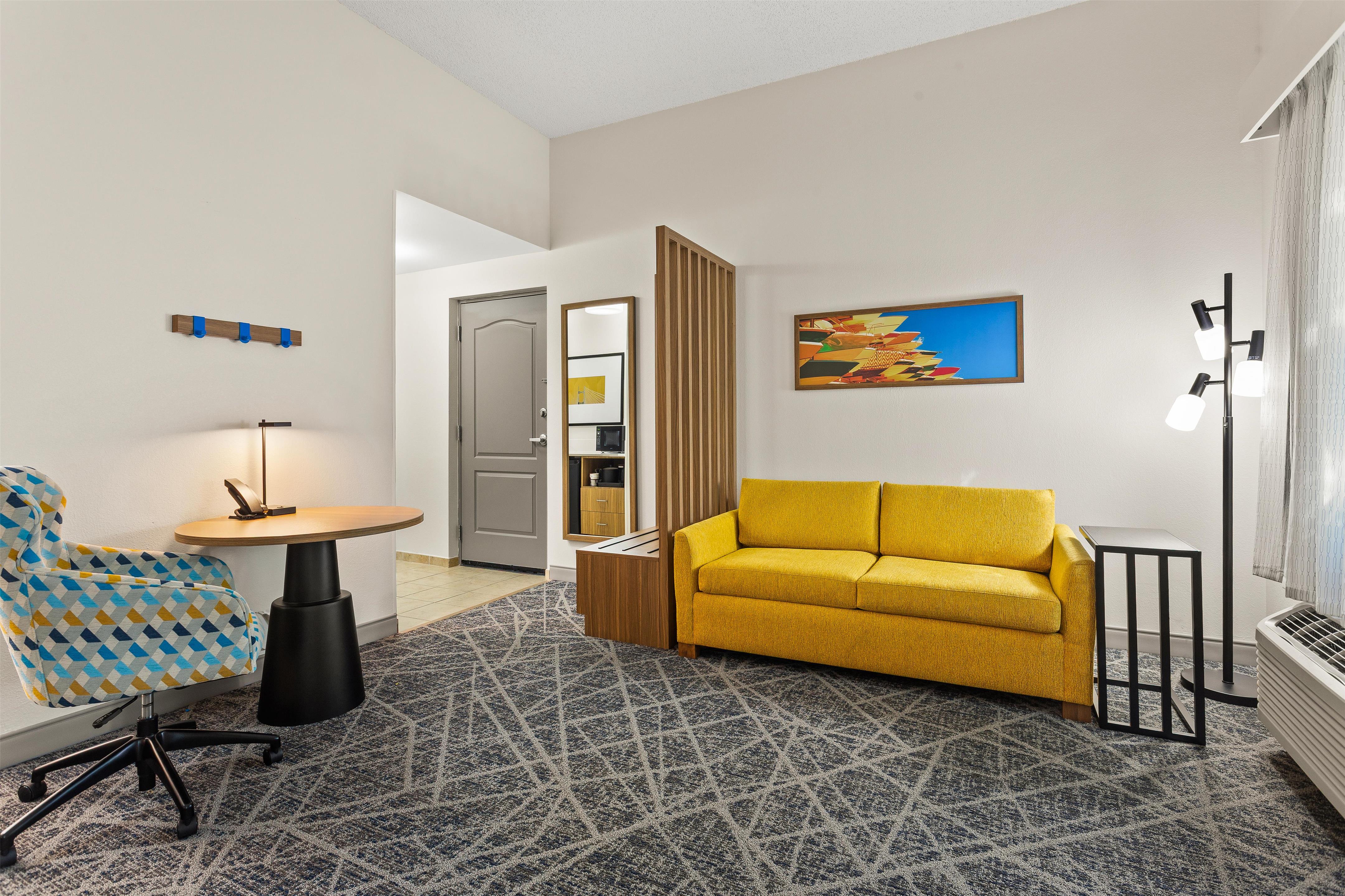 Guest room