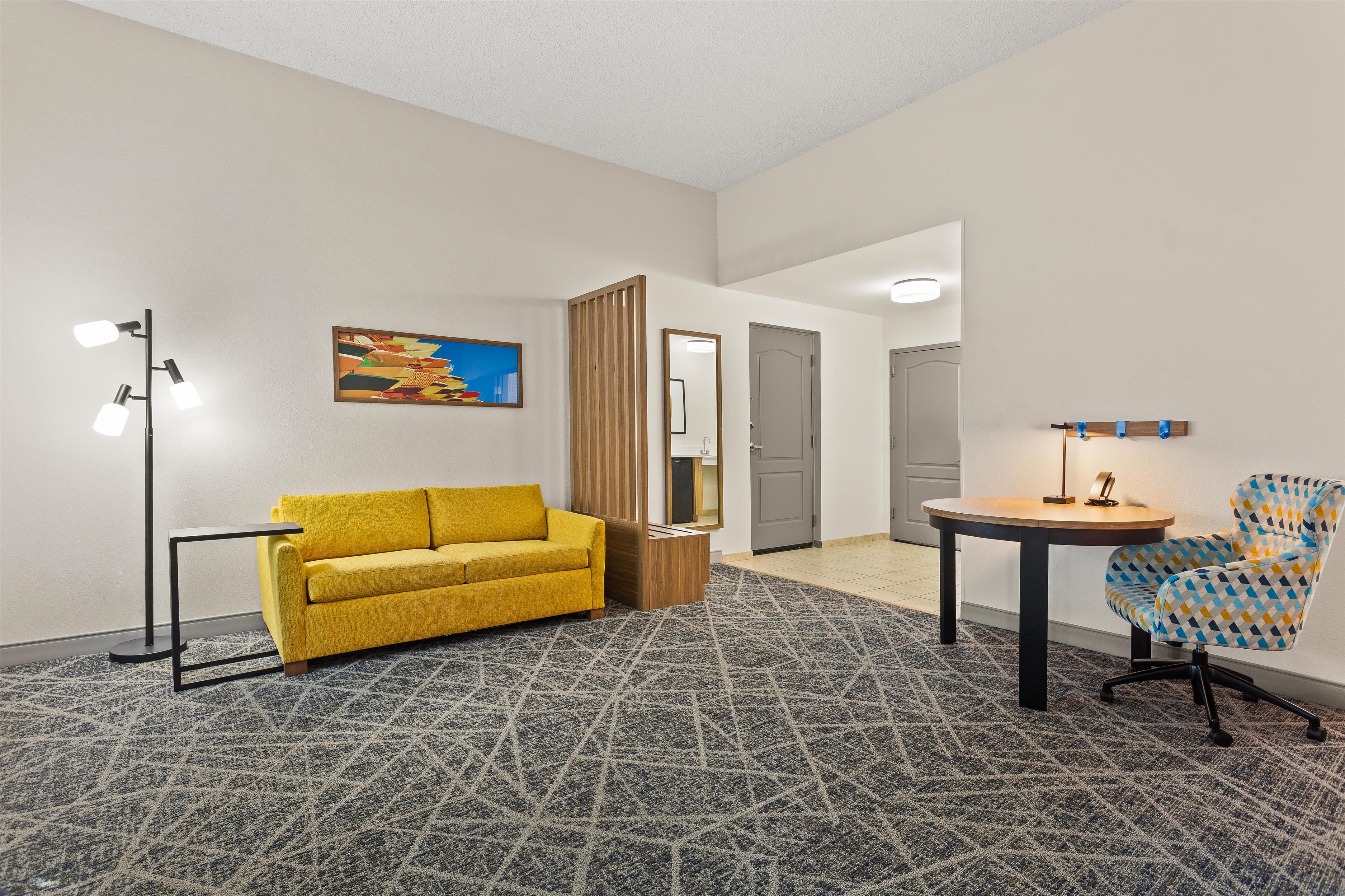 Guest room