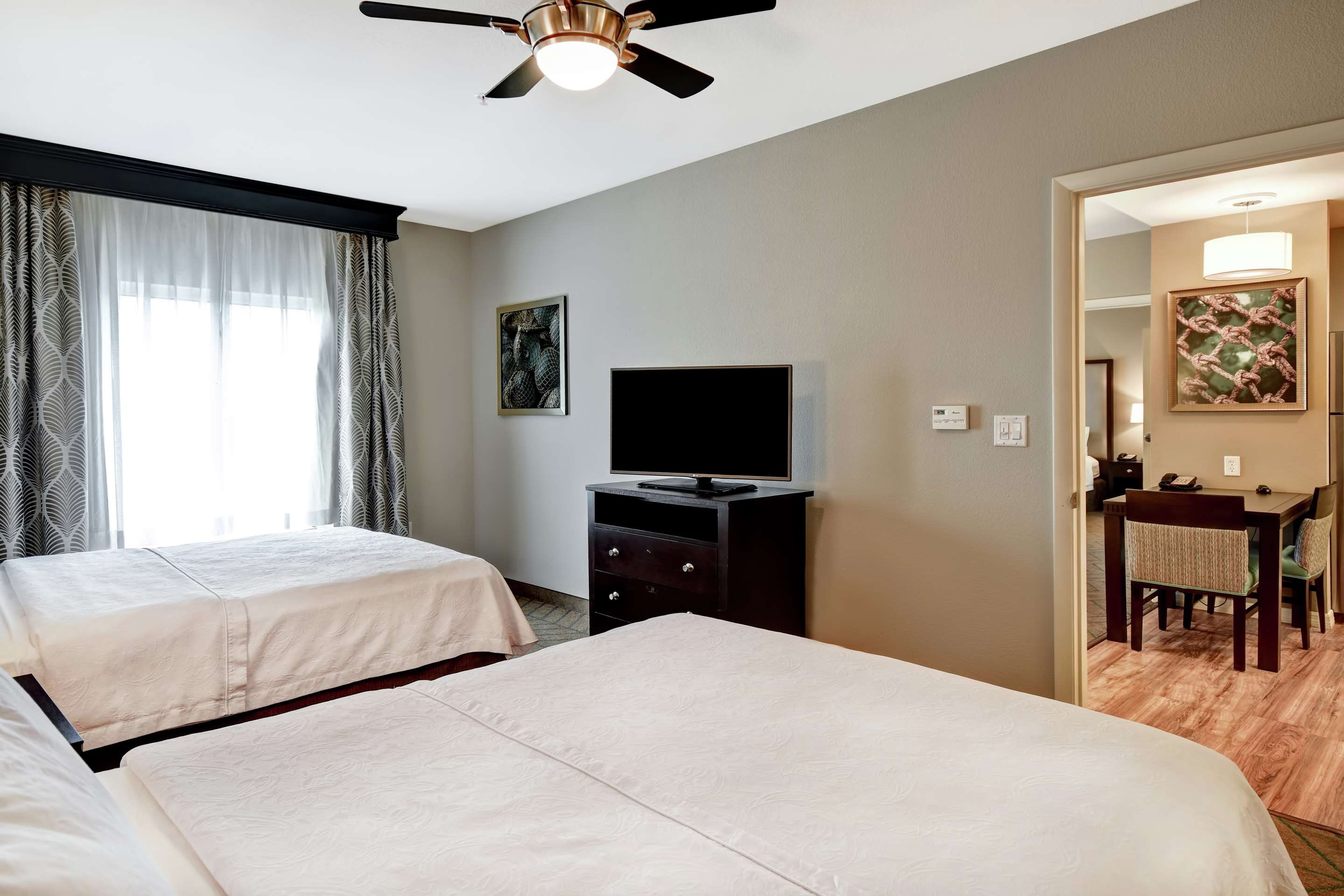 Guest room amenity