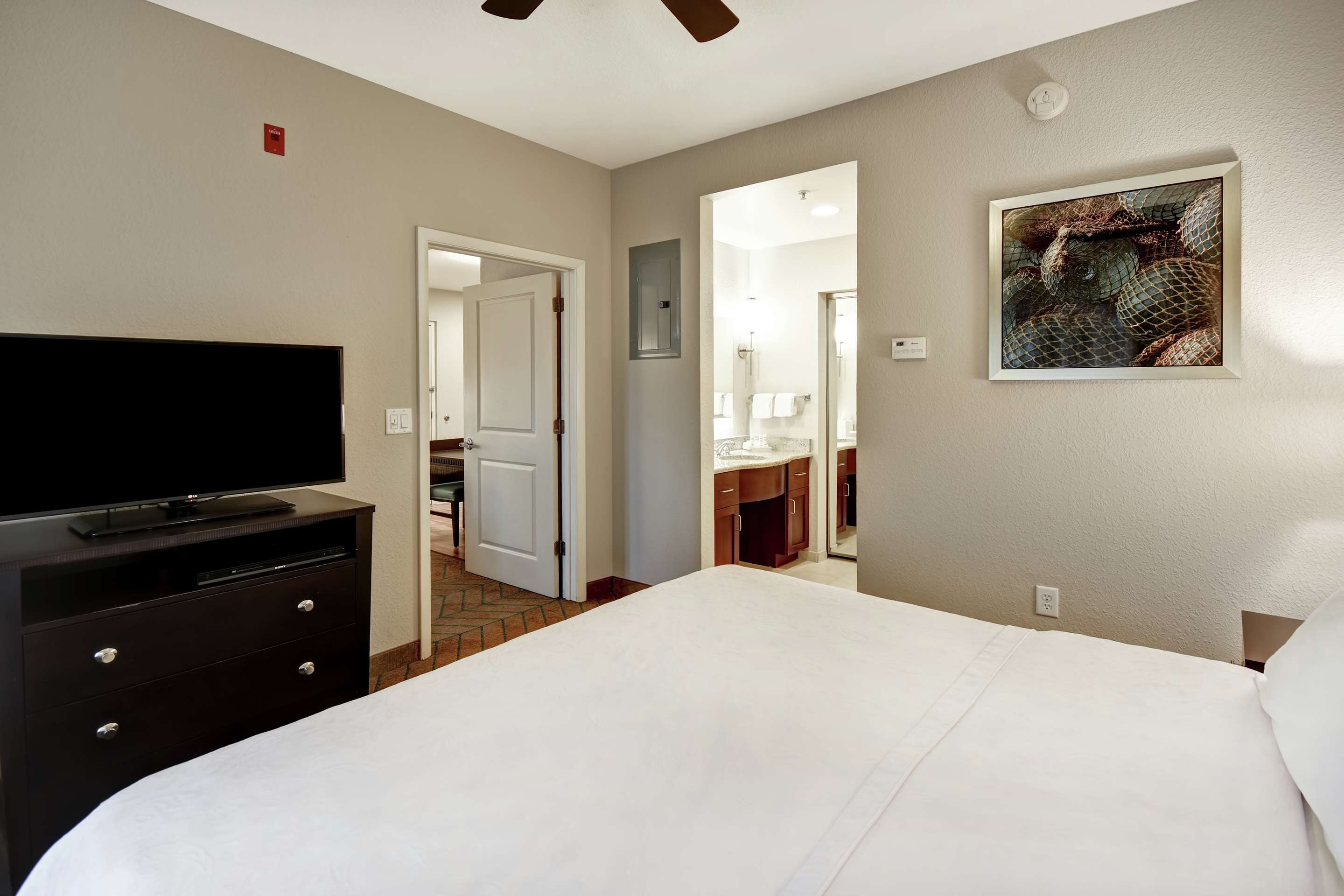 Guest room amenity