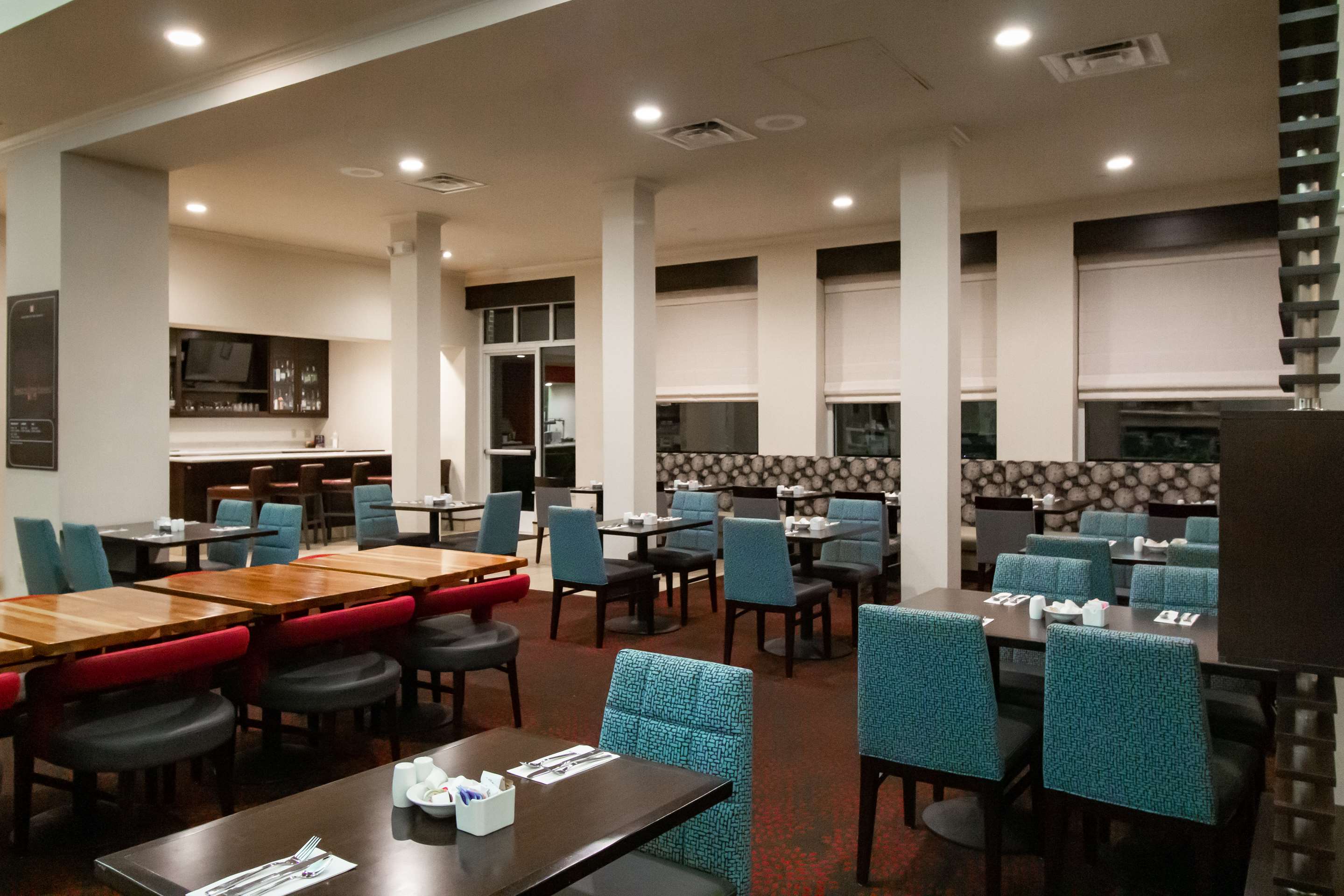 Restaurant | Hilton Garden Inn Columbus/Dublin