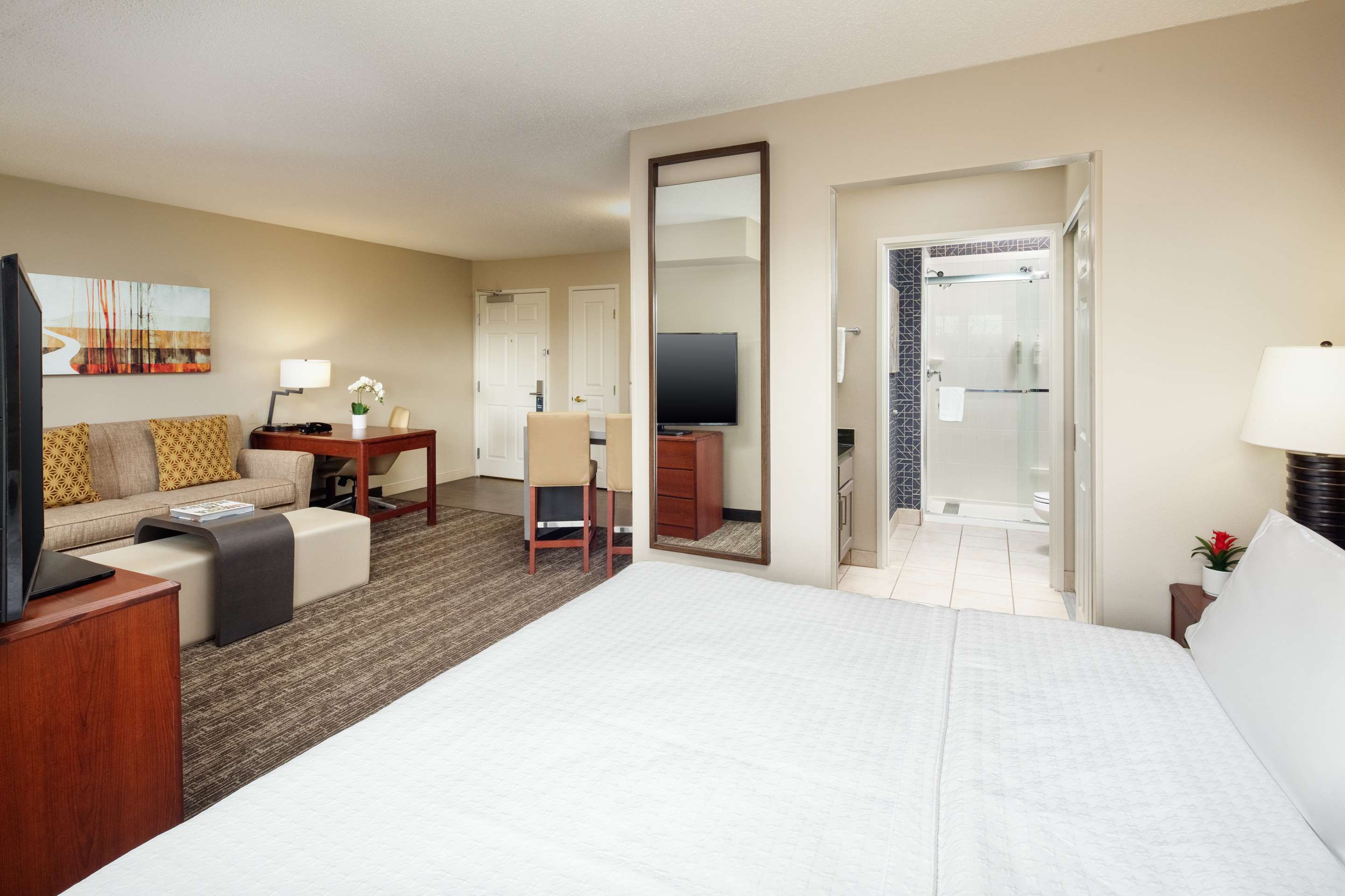Guest room