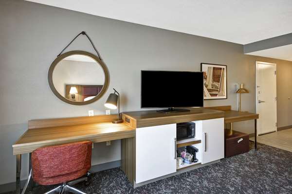  - Hampton Inn & Suites Columbus Easton Area