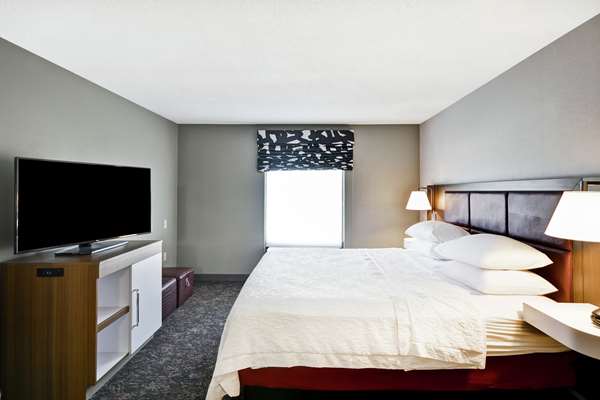  - Hampton Inn & Suites Columbus Easton Area