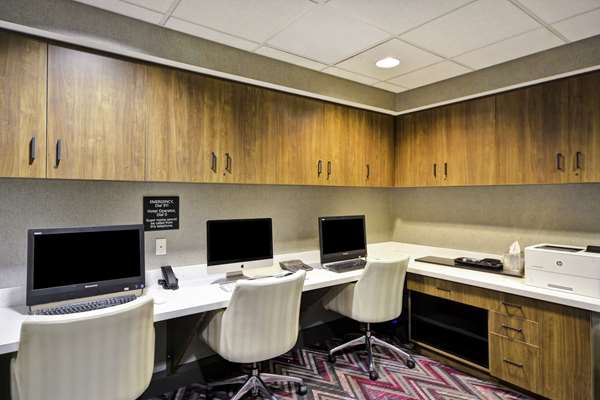 Conference Area - Hampton Inn & Suites Columbus Easton Area