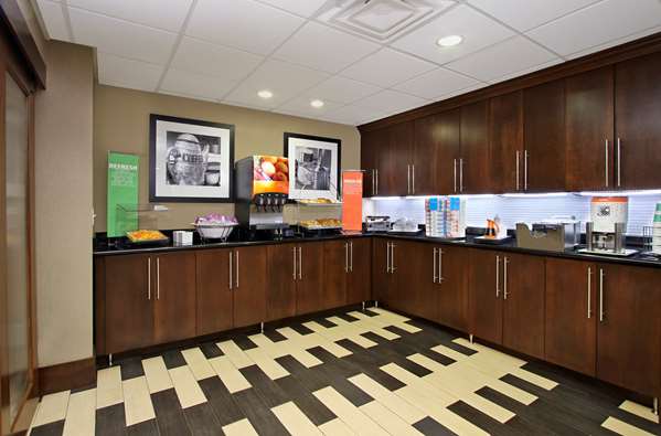 Restaurant - Hampton Inn & Suites Hilliard - I-270, Exit 13