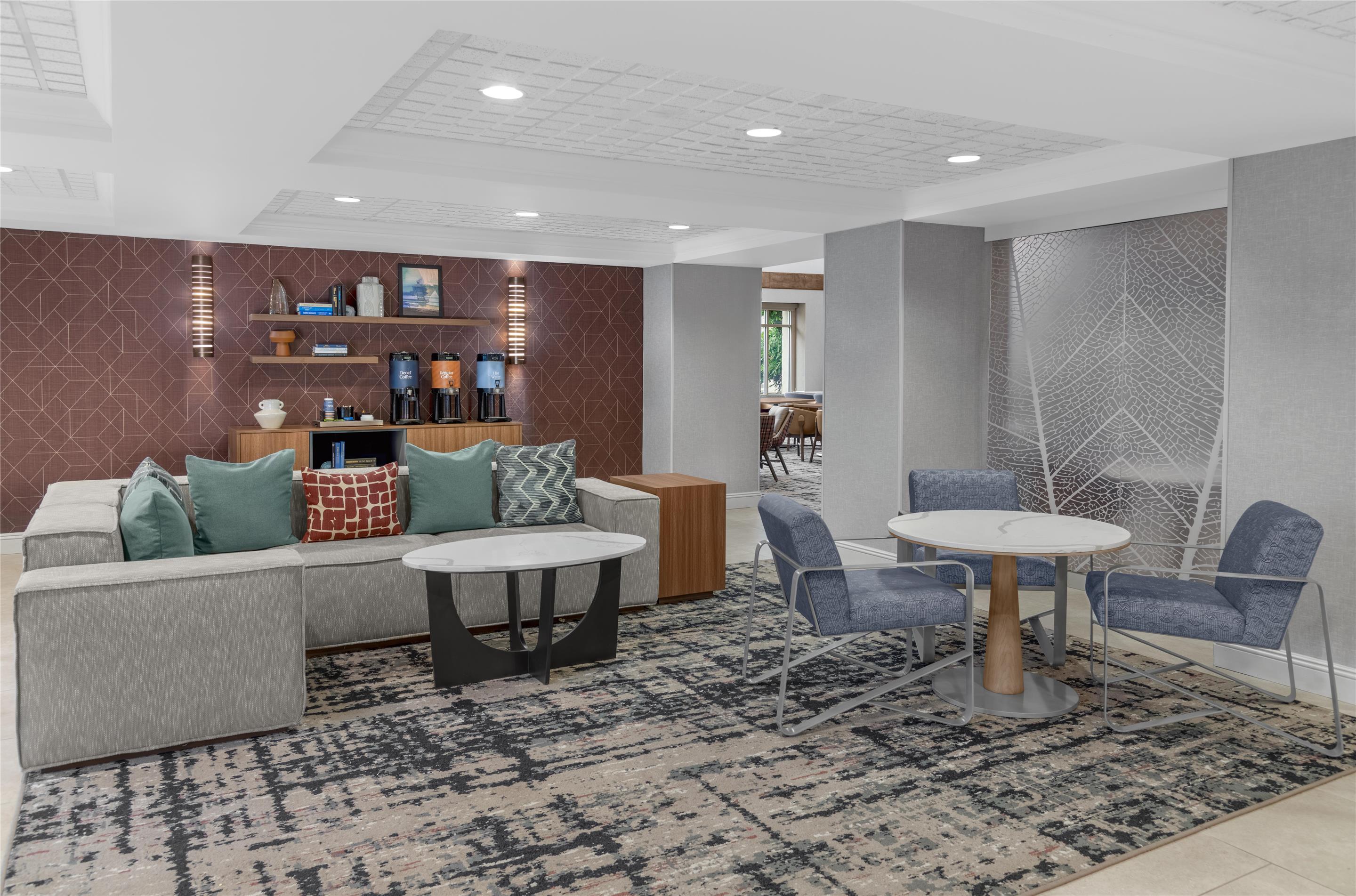 Lobby | Homewood Suites by Hilton Columbus/Airport