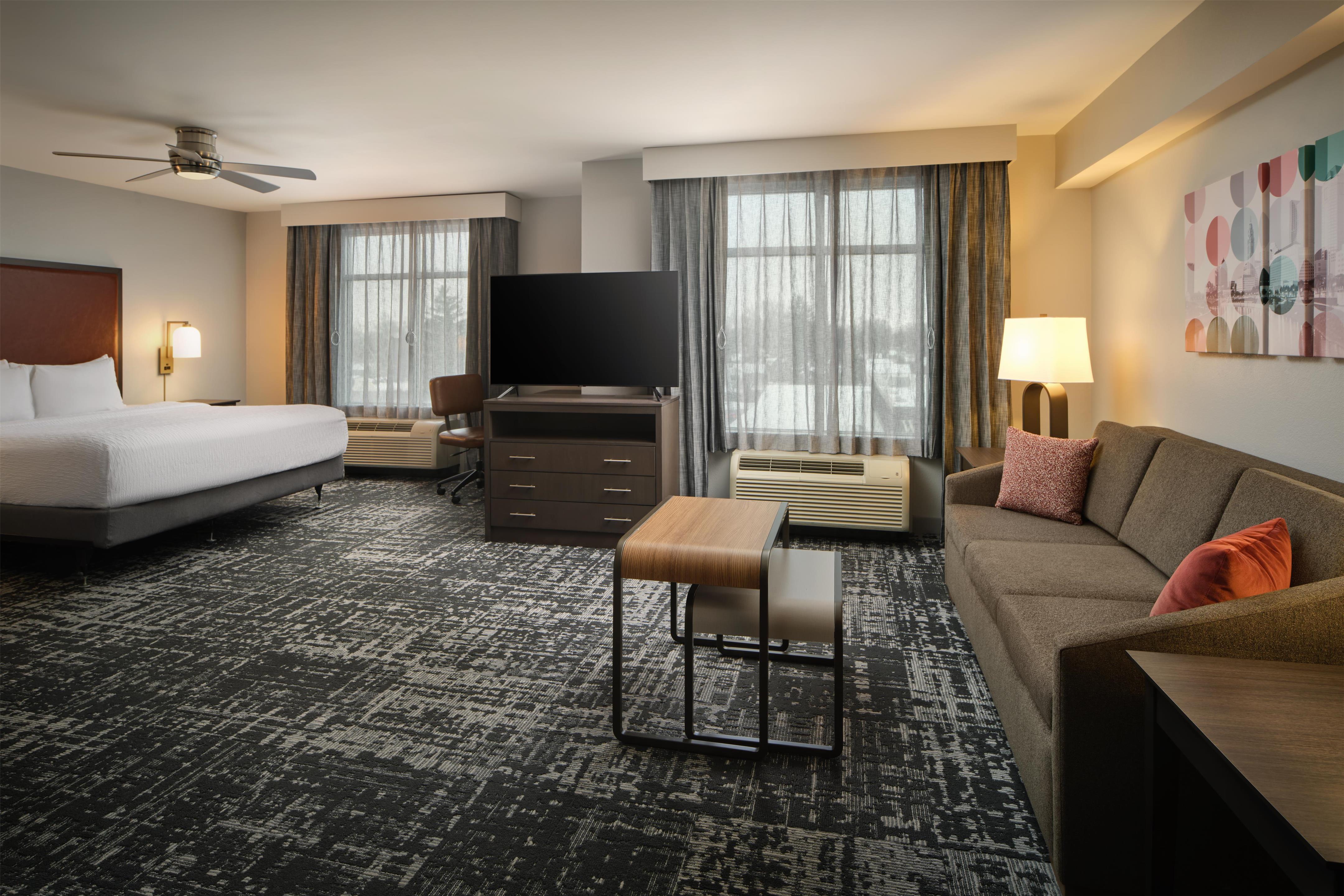 Guest room