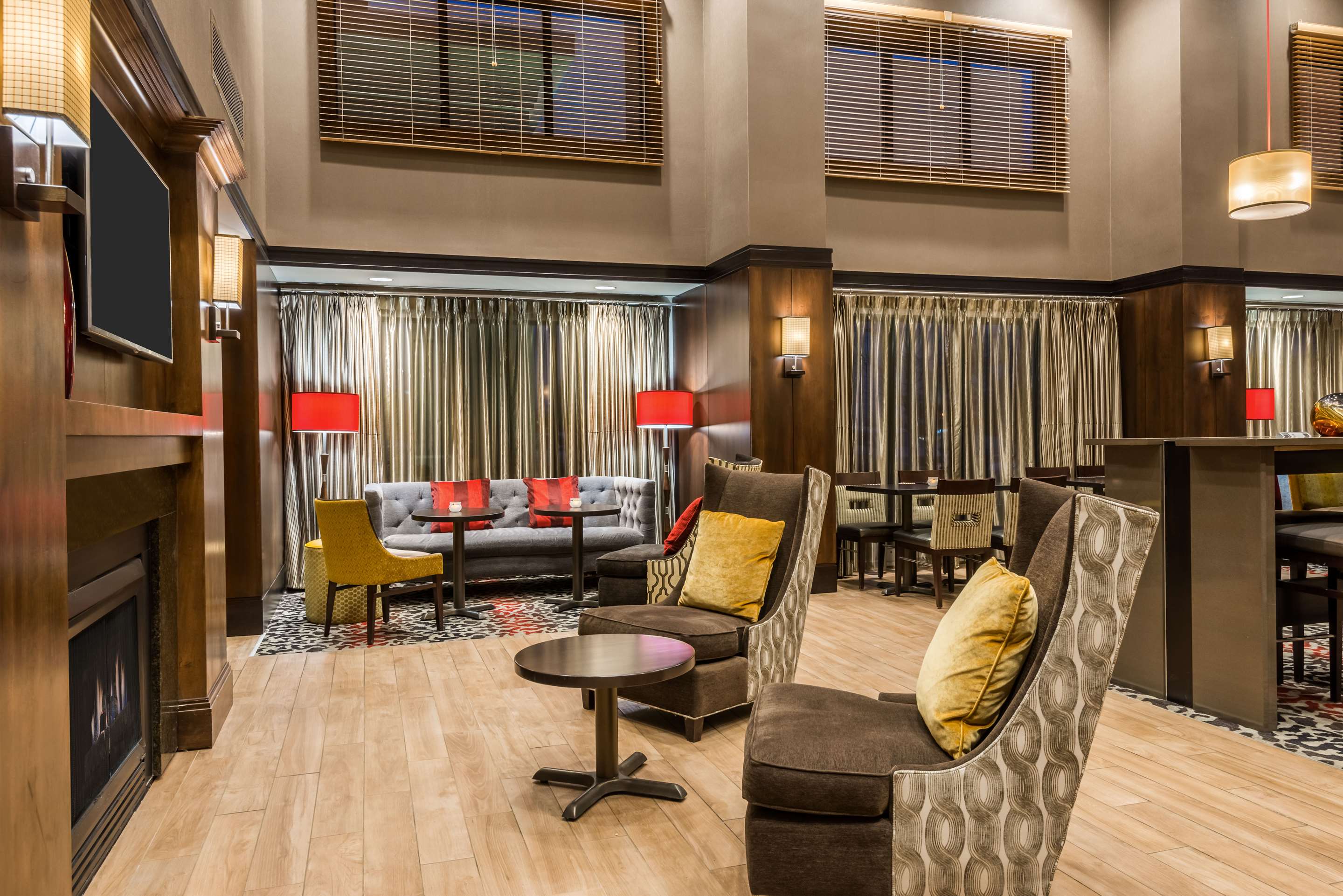 Lobby | Hampton Inn & Suites Columbus Polaris