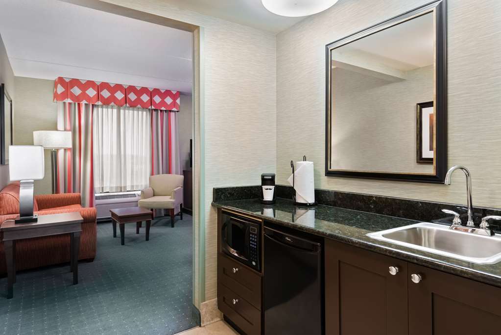 Hampton Inn & Suites Columbus Polaris Room Type - 2 QUEEN HEARING ACC STUDIO
