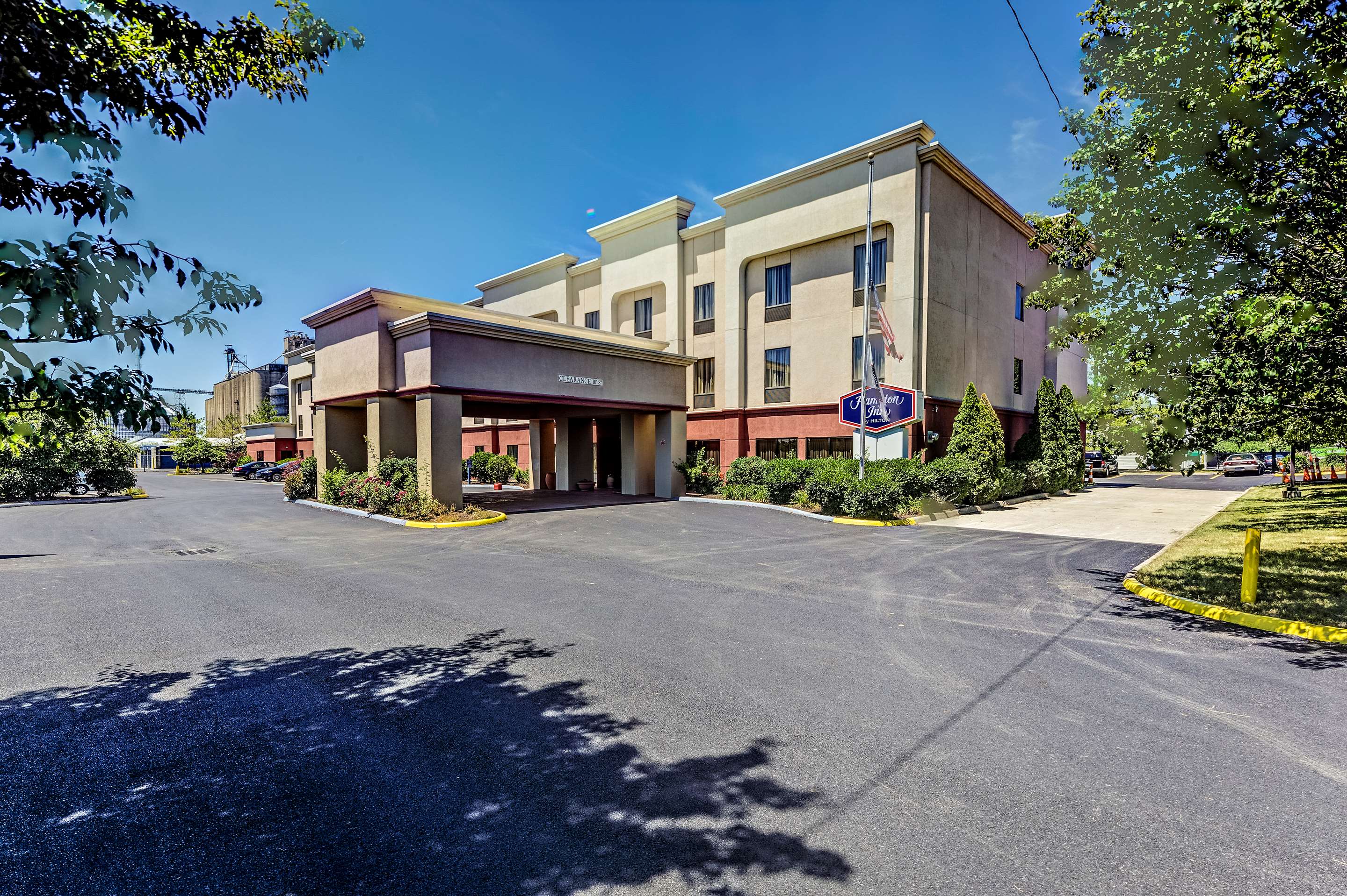 Exterior | Hampton Inn Columbus I-70E/Hamilton Road