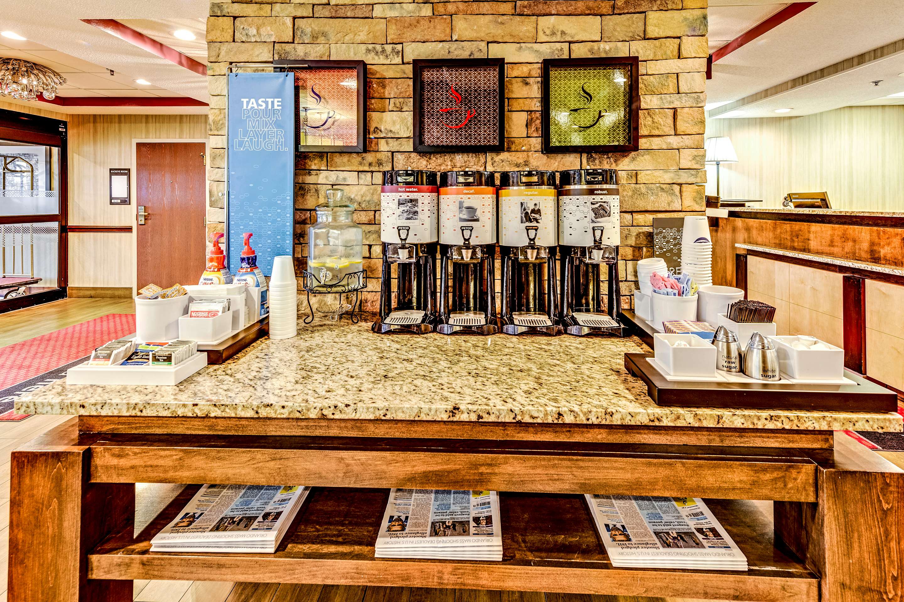 Restaurant | Hampton Inn Columbus I-70E/Hamilton Road