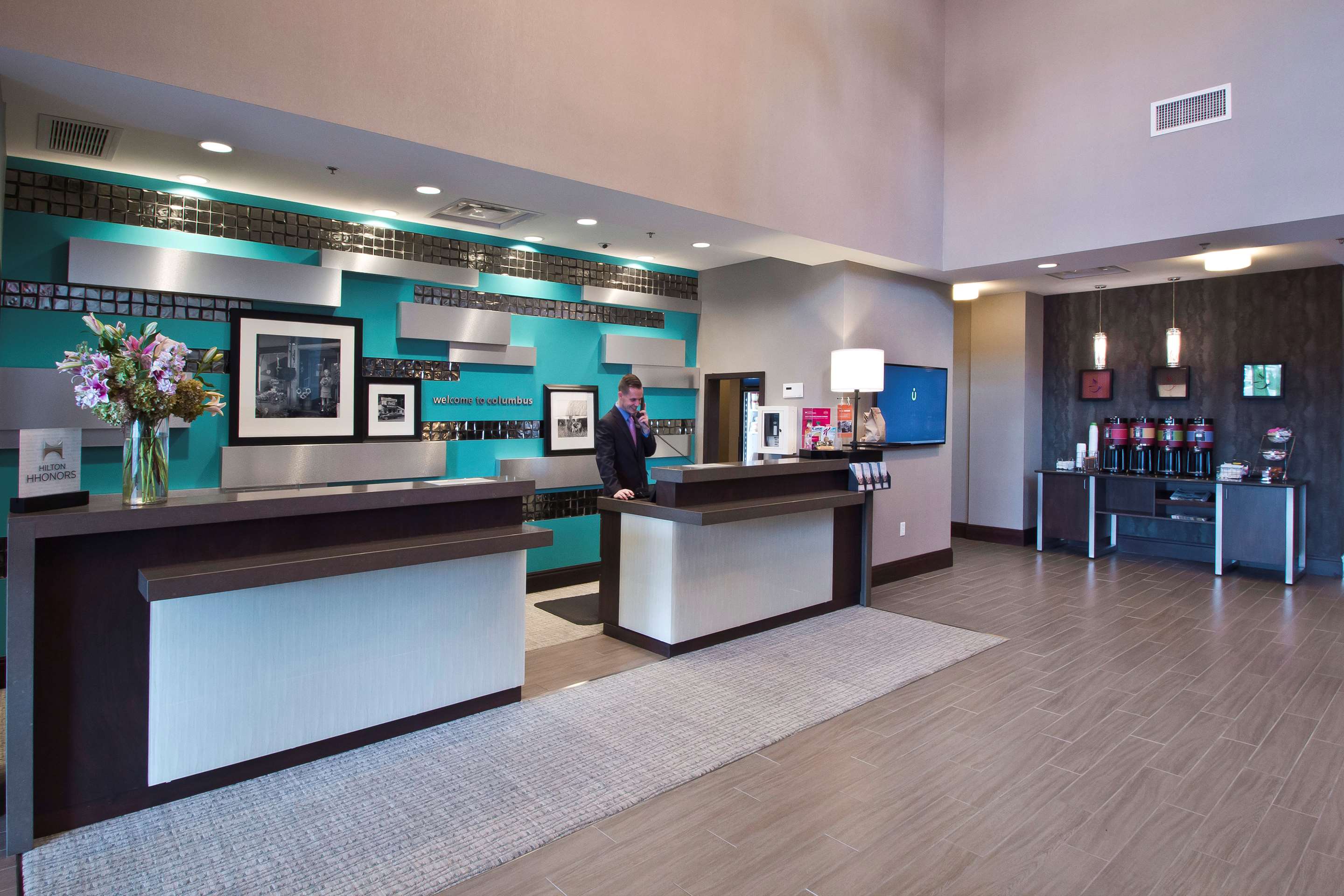 Reception | Hampton Inn & Suites Columbus/University Area