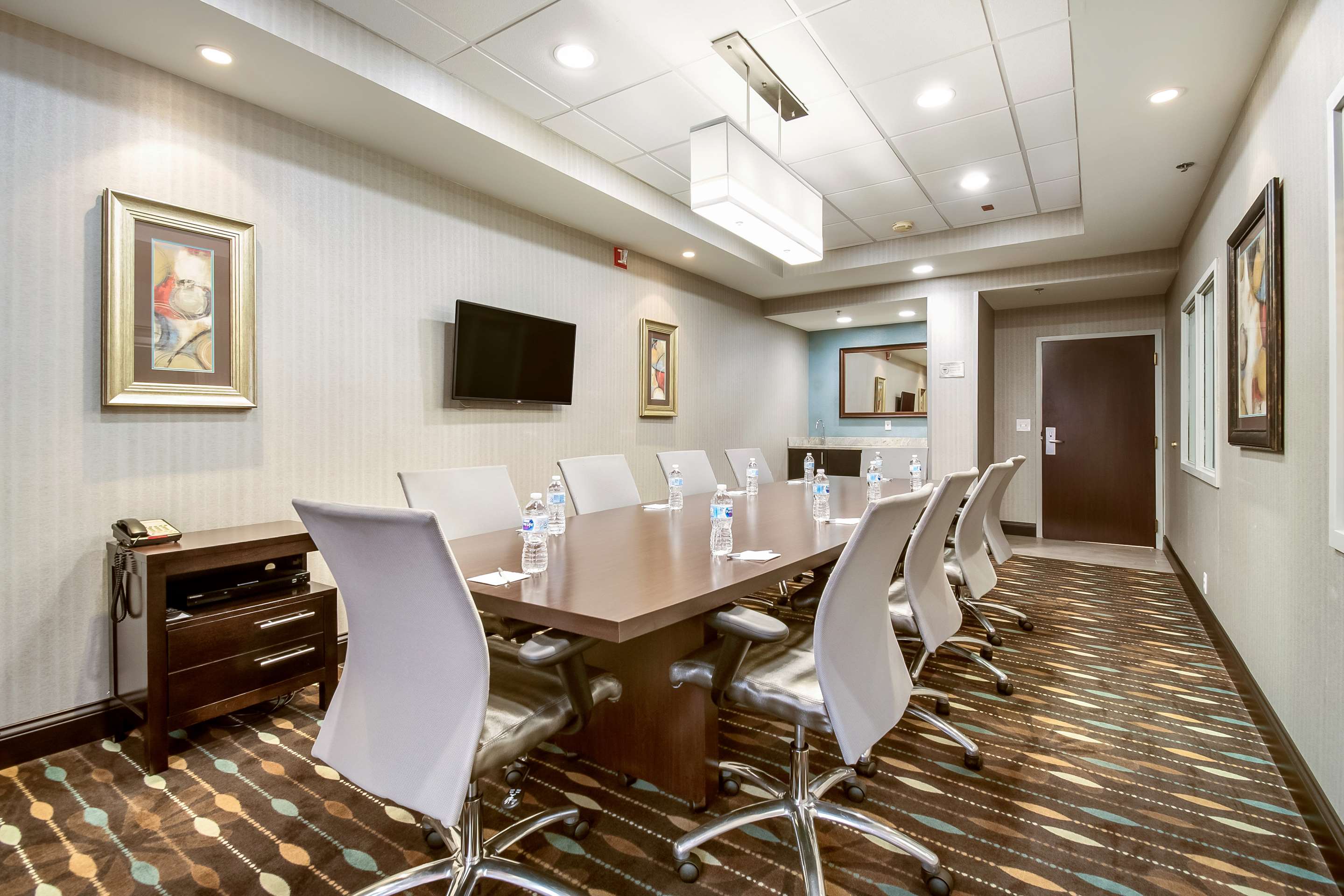 Meeting Room | Hampton Inn West