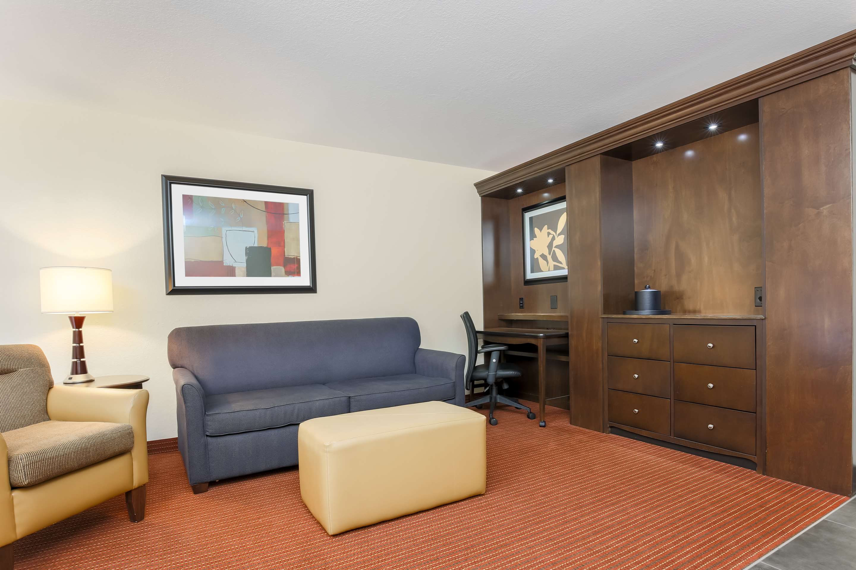 Guest room