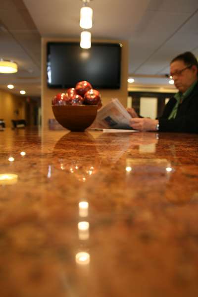 Restaurant - Hampton Inn Commack - I-495, Exits 52 & 53