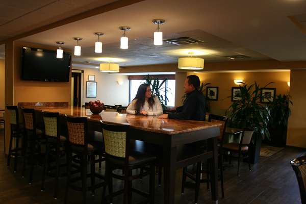 Restaurant - Hampton Inn Commack - I-495, Exits 52 & 53