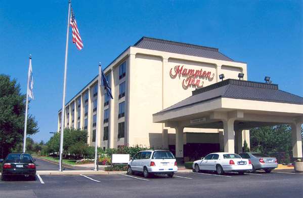 Exterior view - Hampton Inn Commack - I-495, Exits 52 & 53