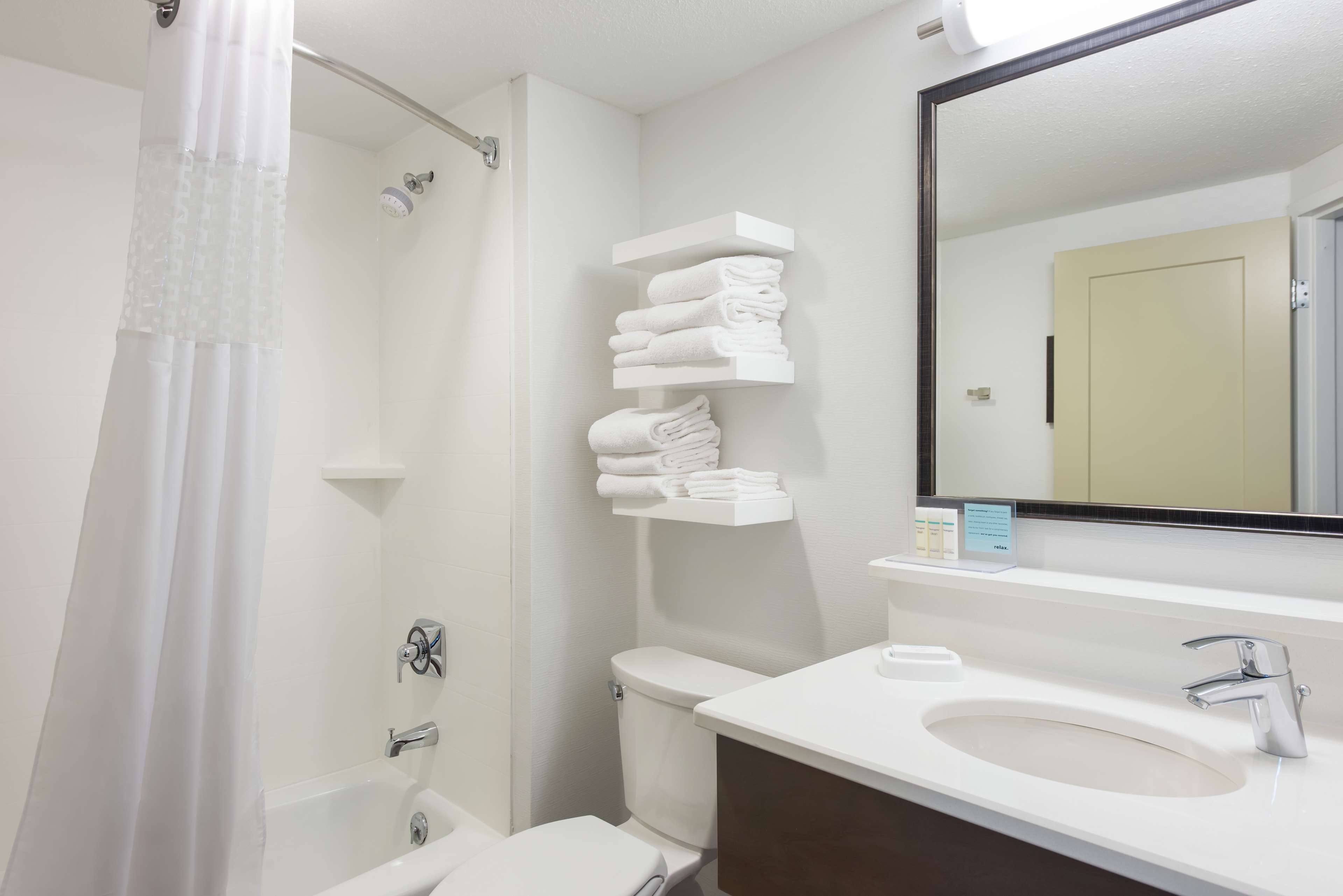 Hampton Inn Columbia Room Type - 2 QUEEN BEDS NONSMOKING