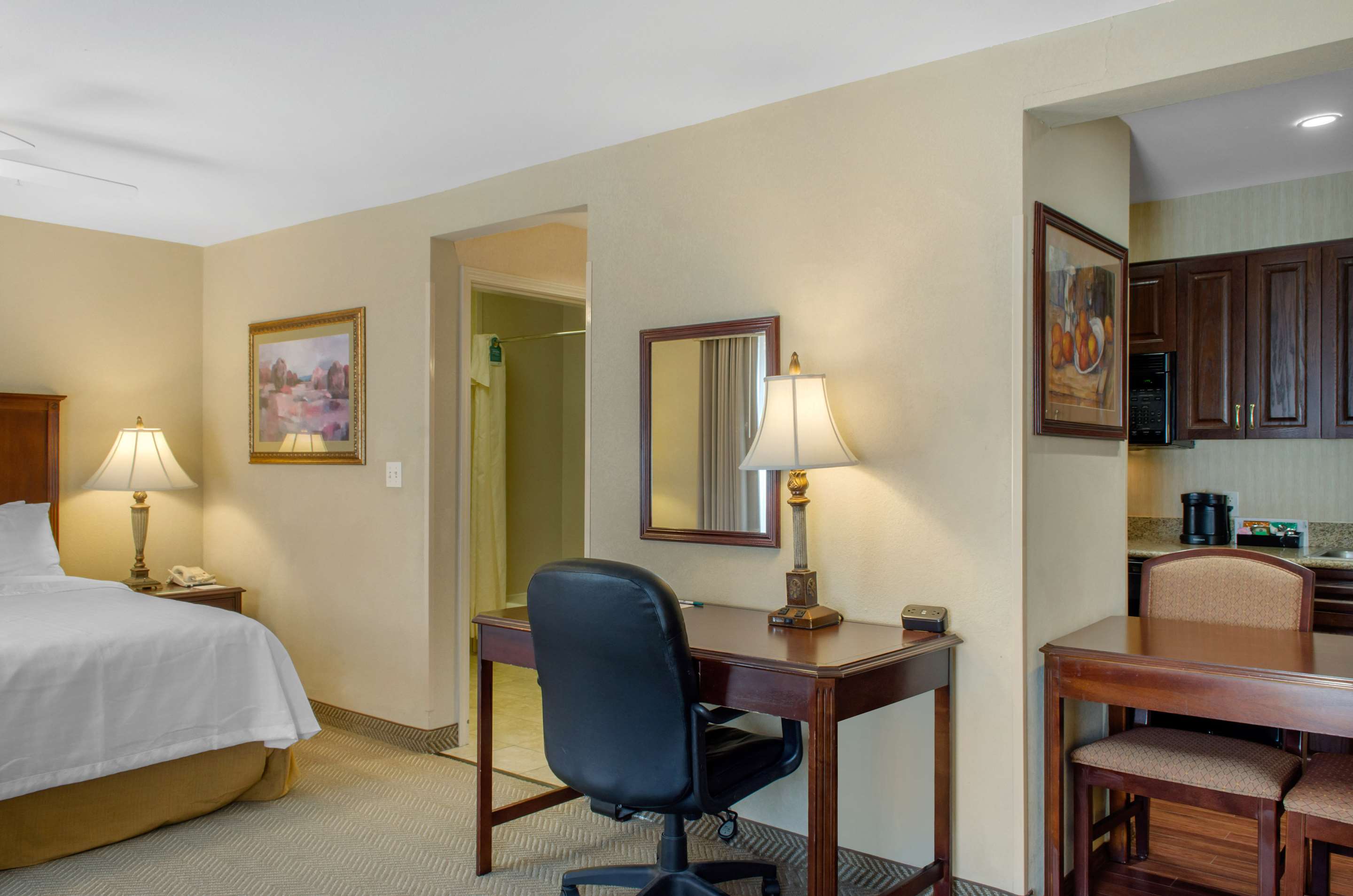 Guest room