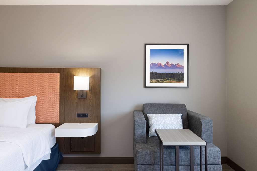 Hampton Inn & Suites by Hilton Casper - Tap to explore photos