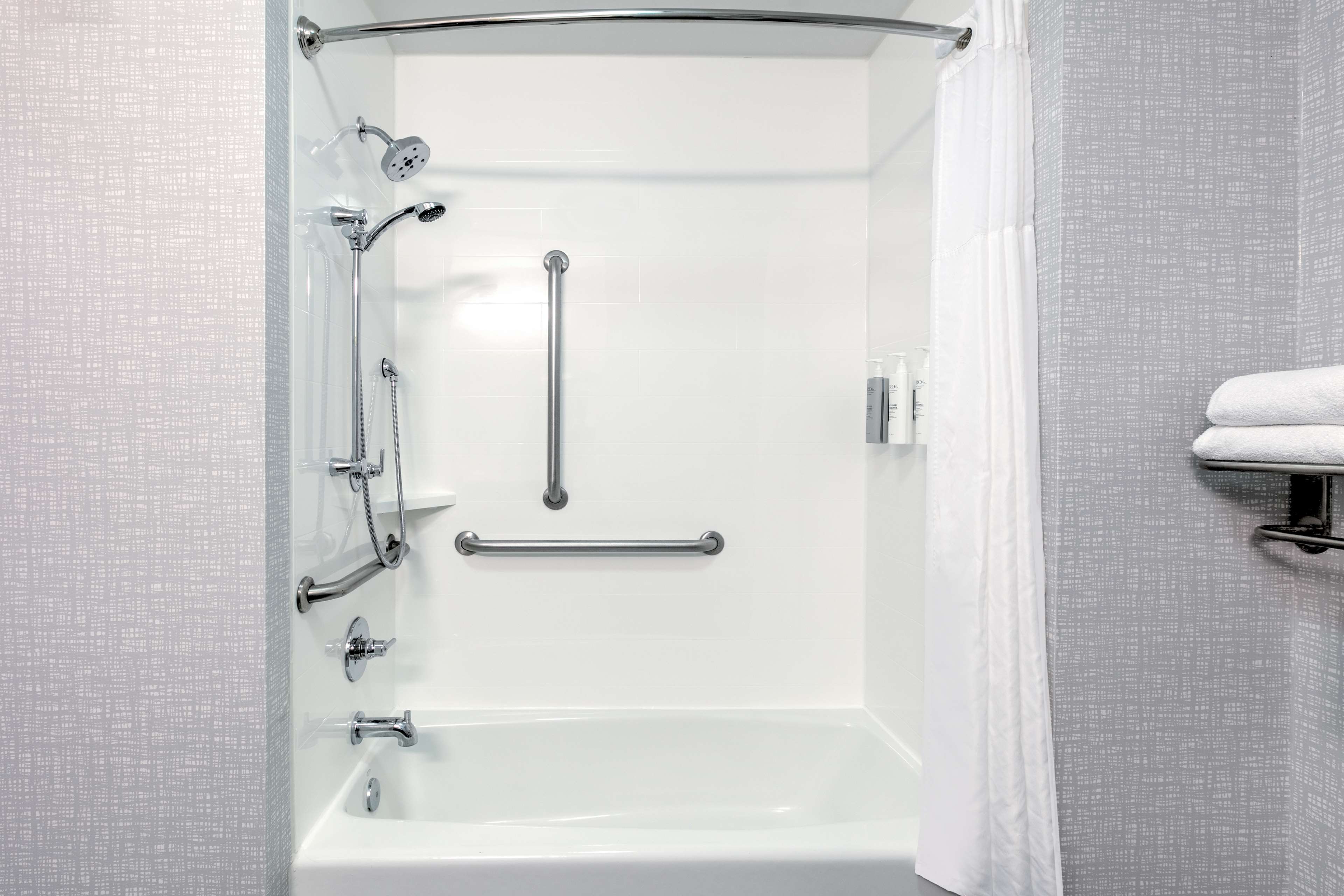 Hampton Inn by Hilton Kingsville Room Type - 2QN MOB HEARING ACC TUB NS