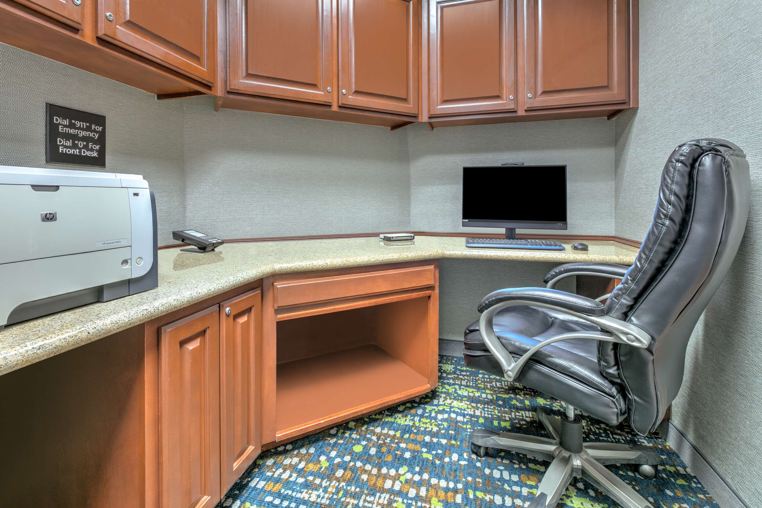 Business Center | Hampton Inn Kingsville