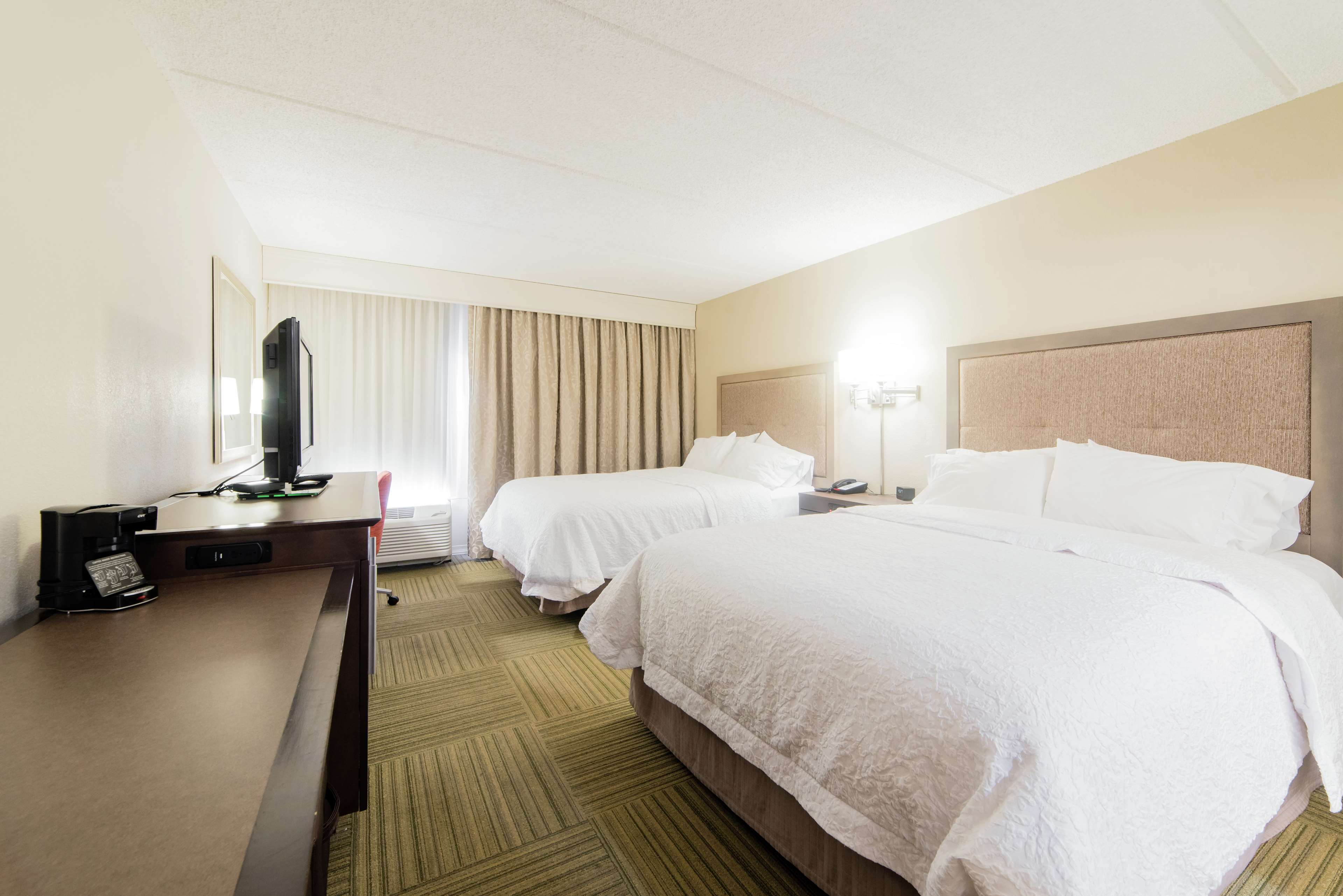 Hampton Inn Caryville Room Type - 2 QN HEARING ACC NONSMOK