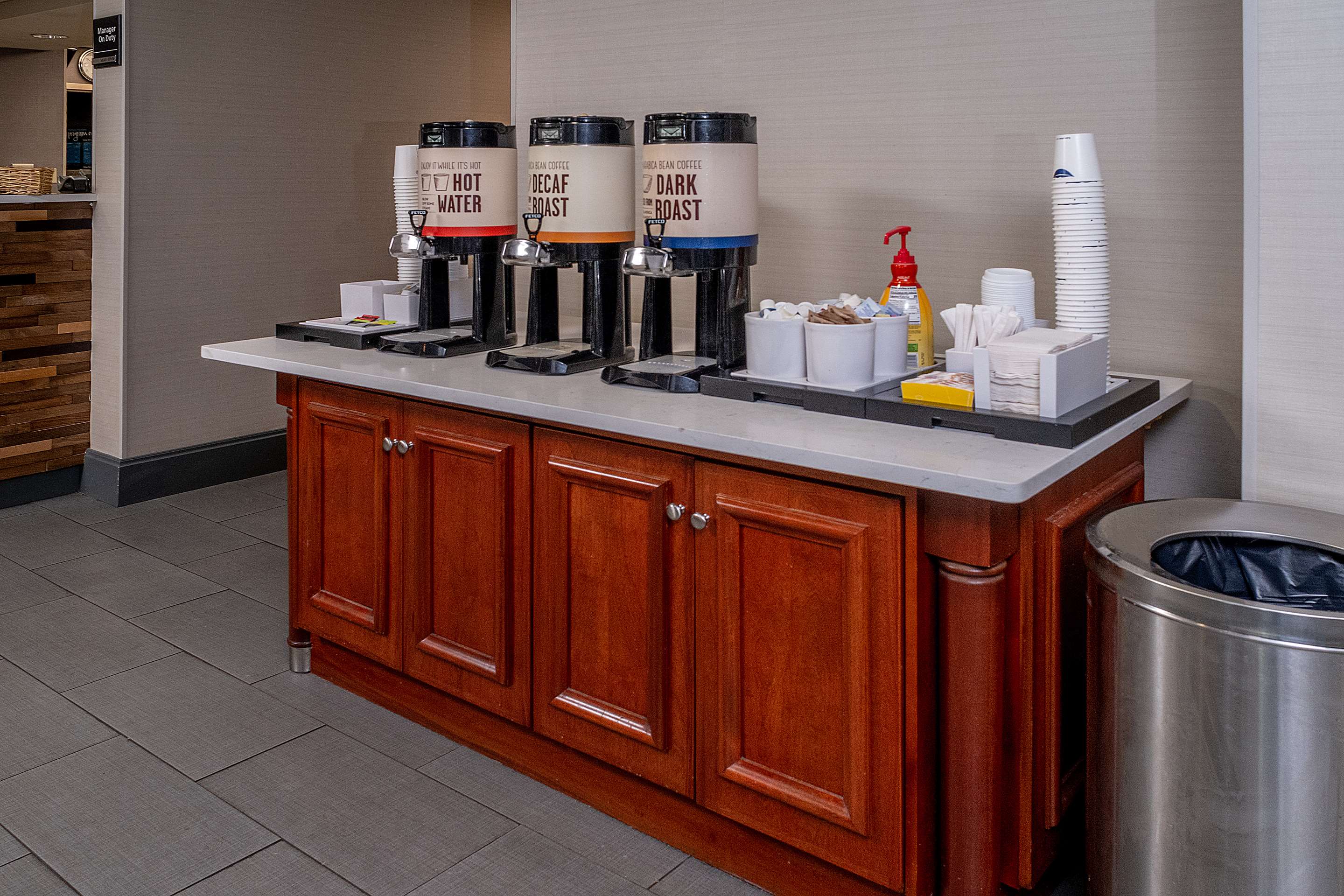 Restaurant | Hampton Inn Charleston-Downtown