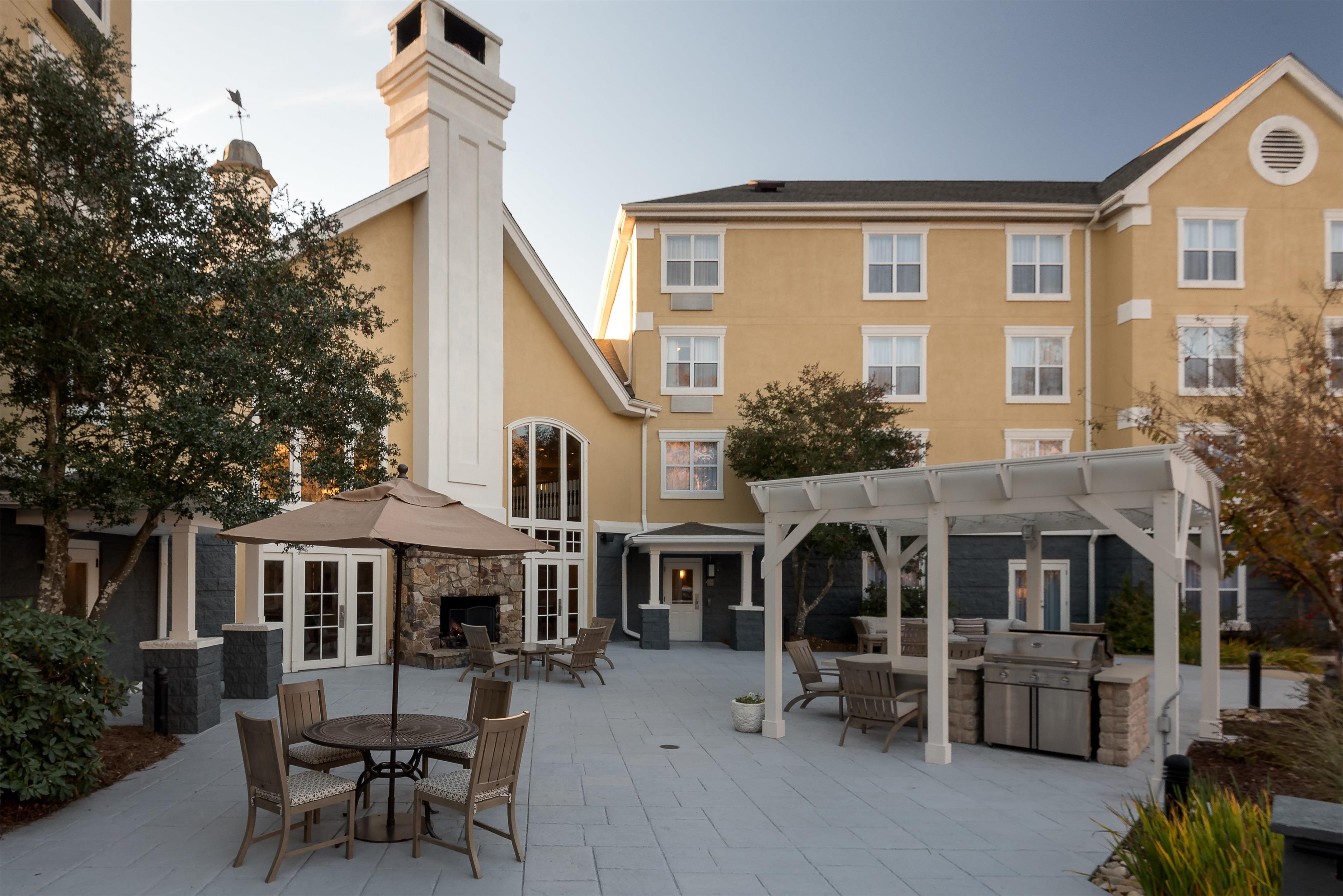 Exterior | Homewood Suites by Hilton Raleigh/Cary