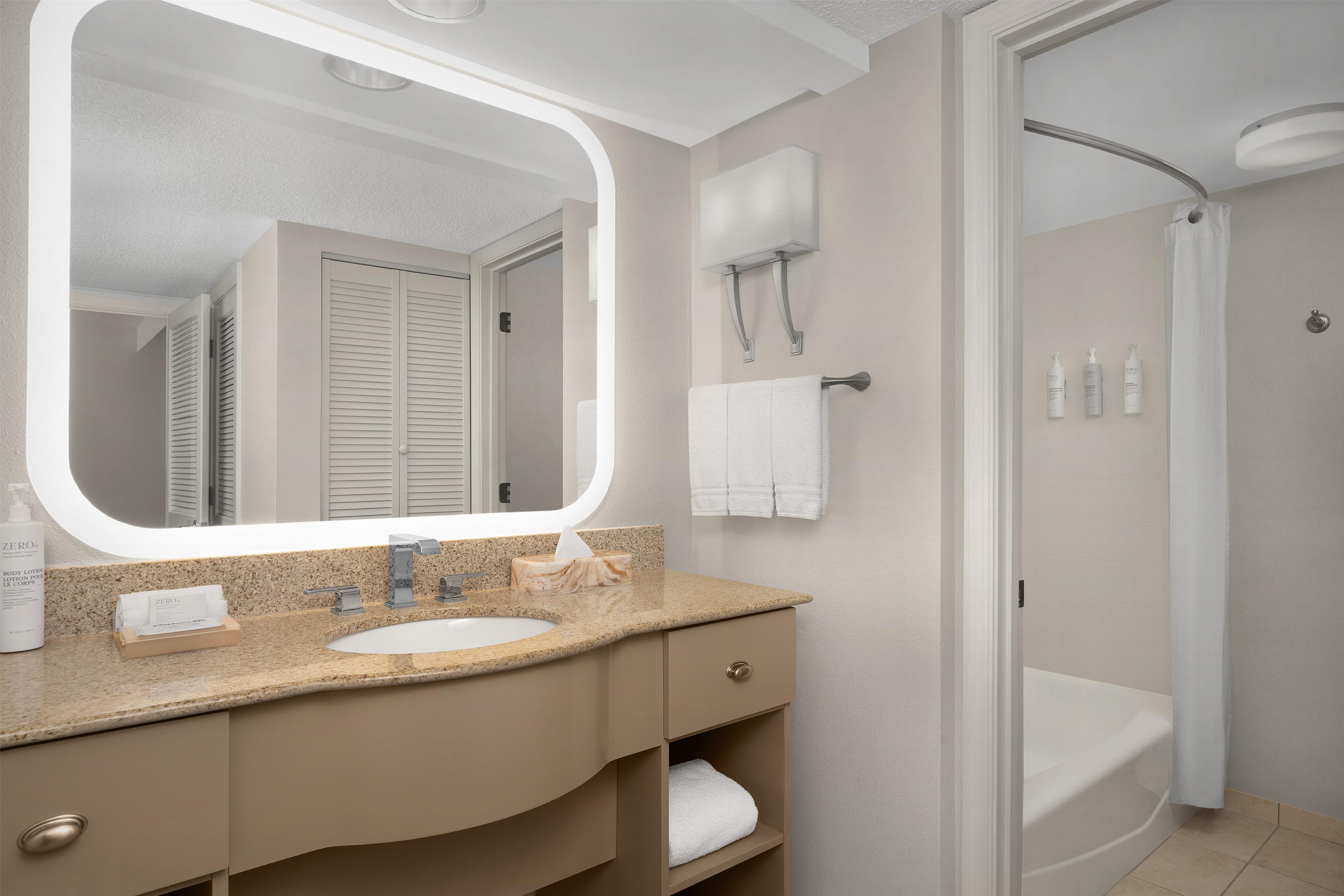 Guest room bath