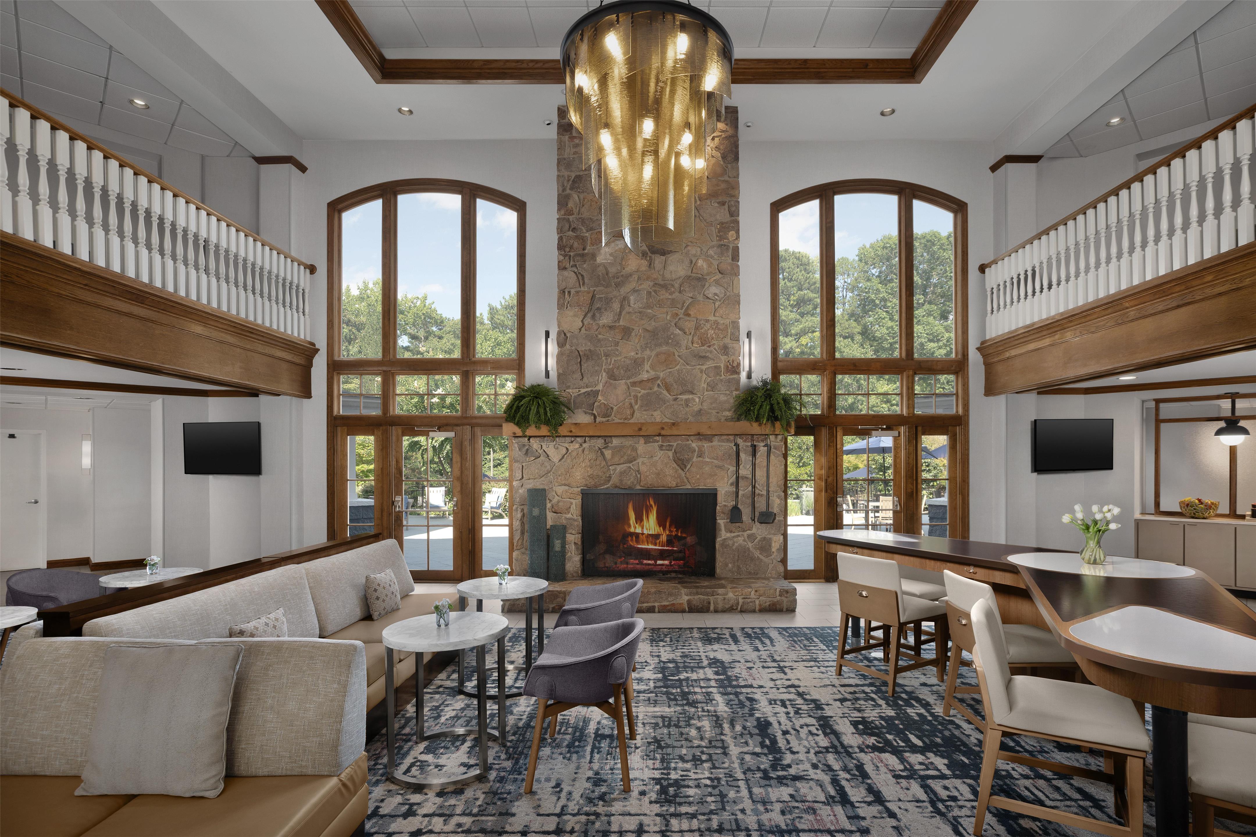 Lobby | Homewood Suites by Hilton Raleigh/Cary