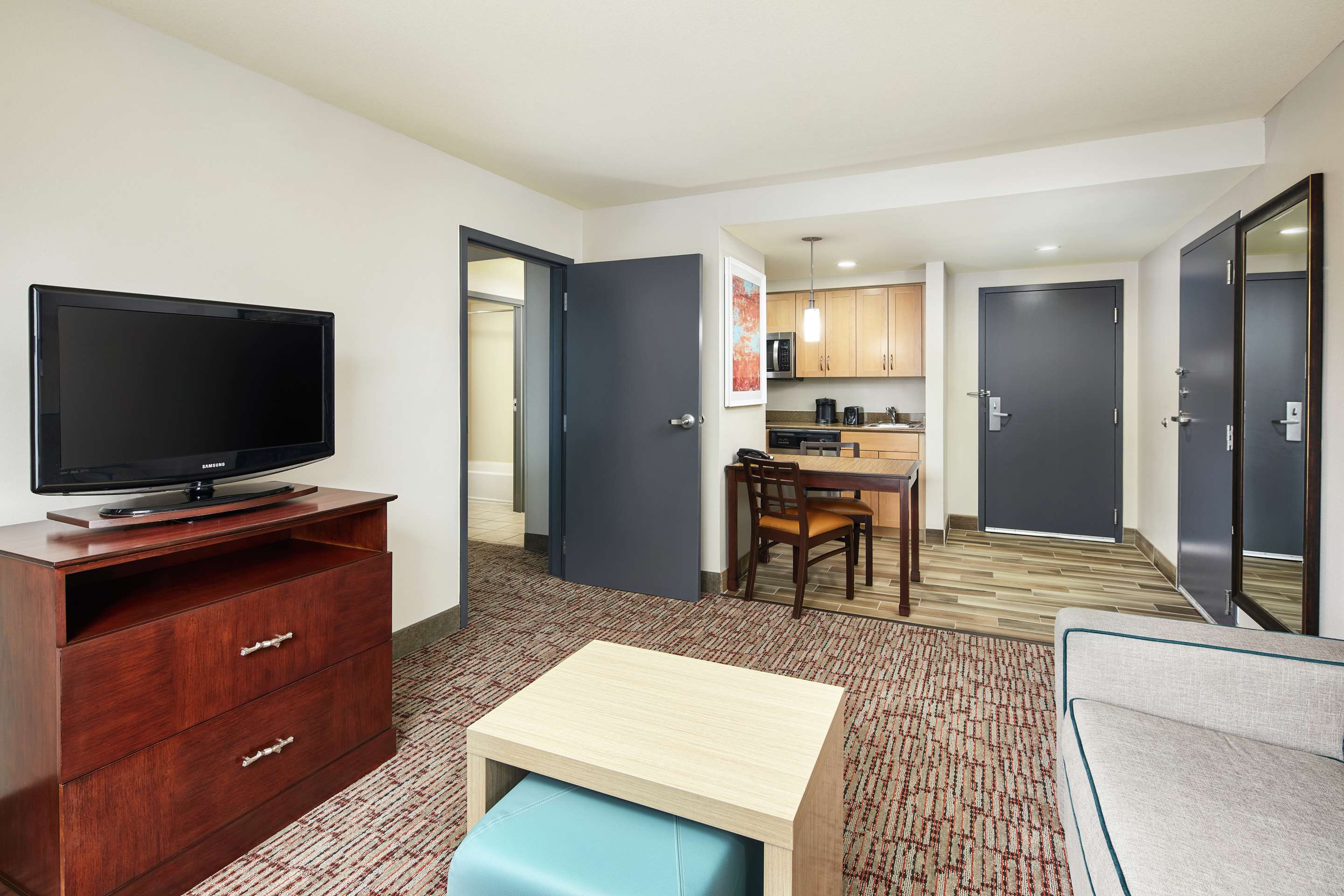 Guest room