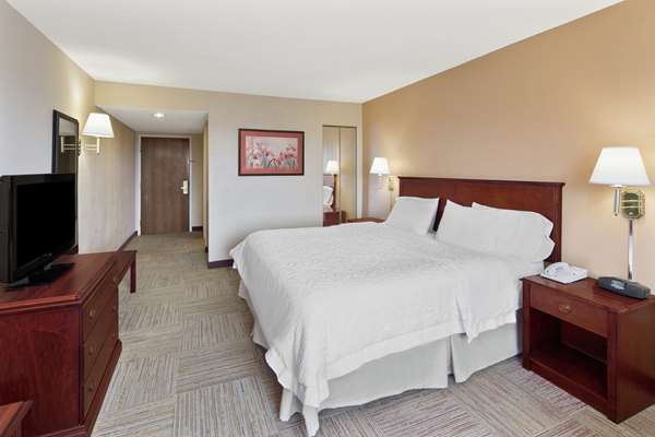  - Hampton Inn North Columbus