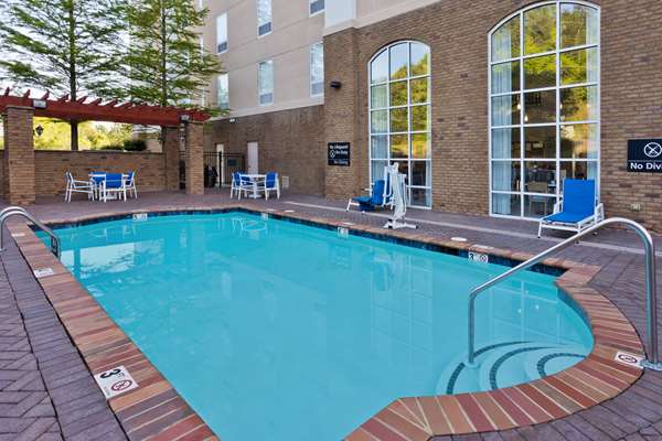 Pool - Hampton Inn & Suites Phenix City