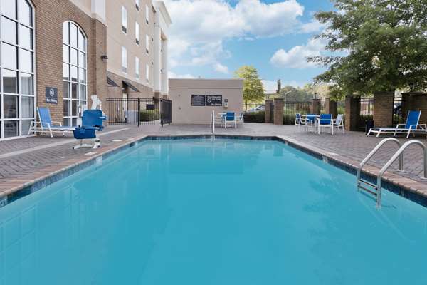 Pool - Hampton Inn & Suites Phenix City