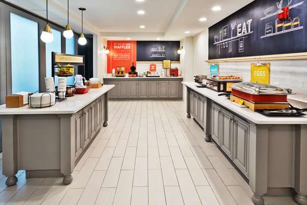 Amenities - Hampton Inn & Suites Phenix City