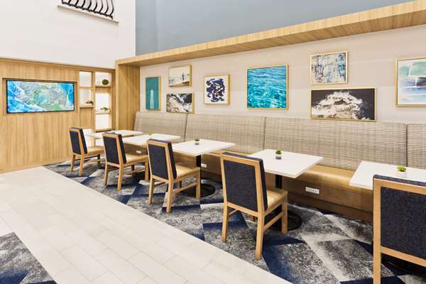 Amenities - Hampton Inn & Suites Phenix City