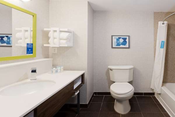  - Hampton Inn & Suites Phenix City