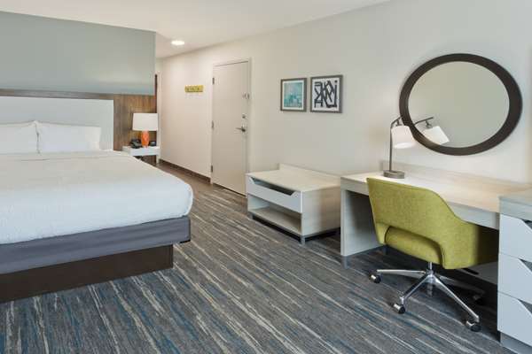  - Hampton Inn & Suites Phenix City